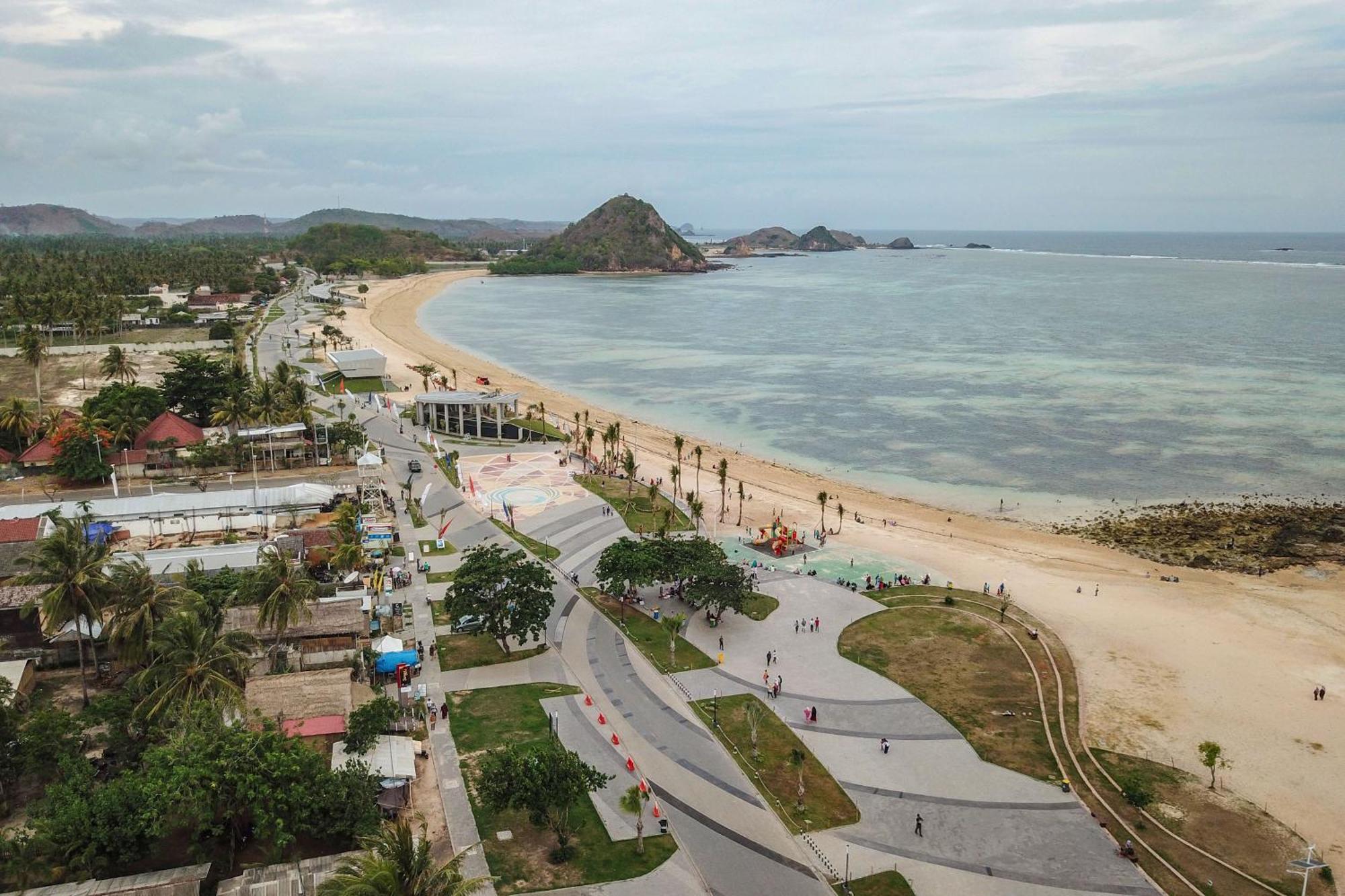 Gguesthouse Kuta  エクステリア 写真